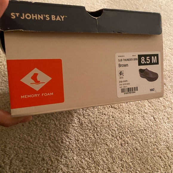 Authentic St.JOHN’S BAY Men’s Brown Memory Foam Slip on Shoes size 8.5M with box - Picture 10 of 10